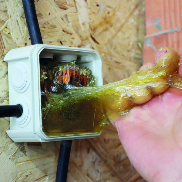 CG275 2液混合型(解体可能タイプ)CGレジン